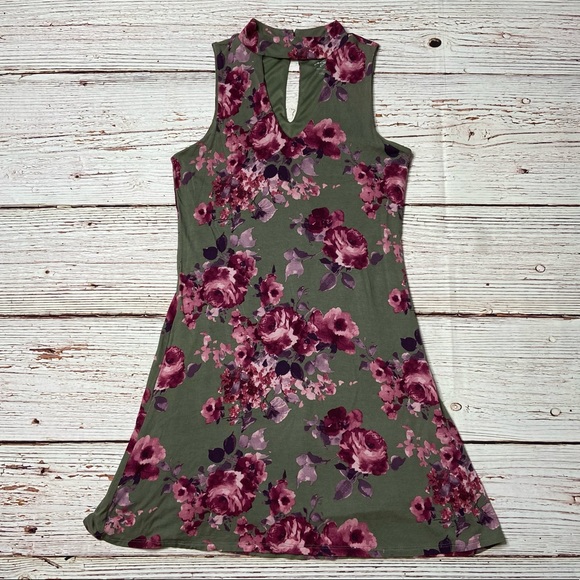 Francesca’s Alya River Floral Fit and Flare Halter Mini Dress in Dark Olive Sz M - Picture 4 of 16